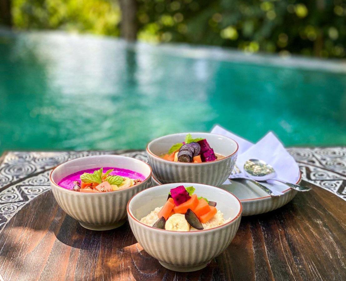 Villa Gaya Ubud エクステリア 写真