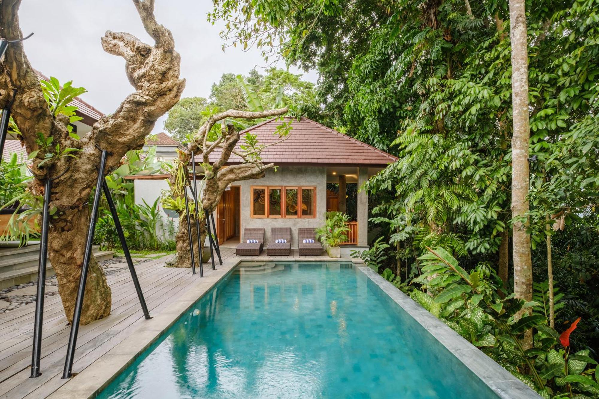 Villa Gaya Ubud エクステリア 写真